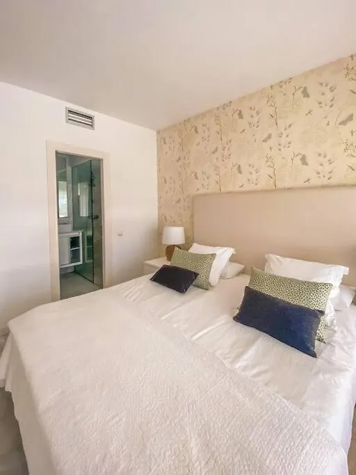אסטפונה Alcazaba Beach Apartment