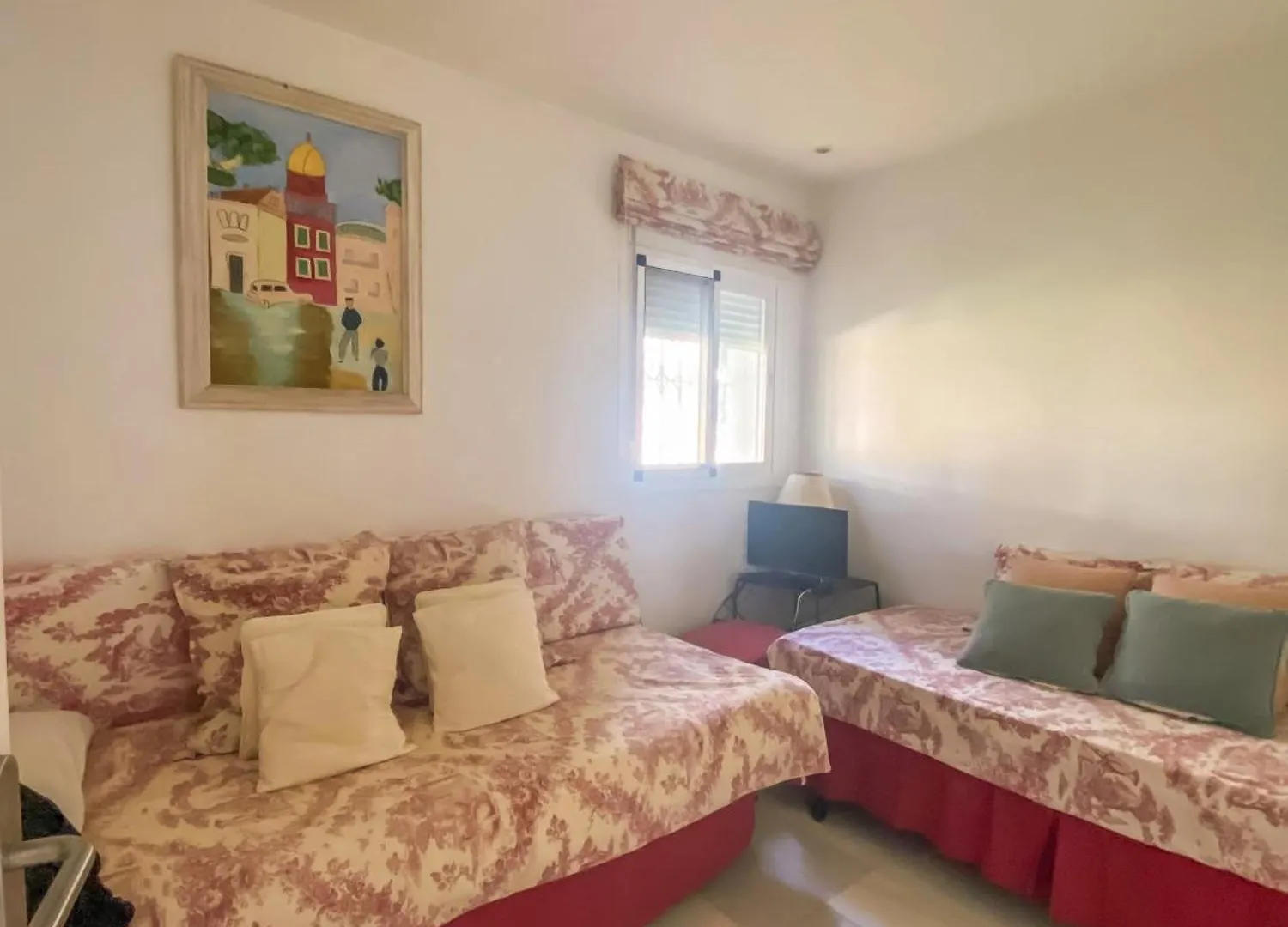 אסטפונה Alcazaba Beach Apartment 0*,  ספרד